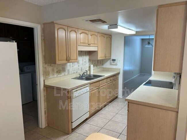 Foto del edificio - 4603 Lighthouse Cir