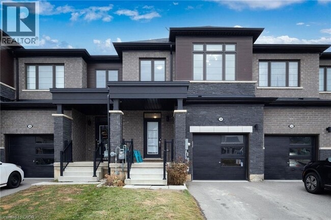 Building Photo - 54 Oaktree Dr