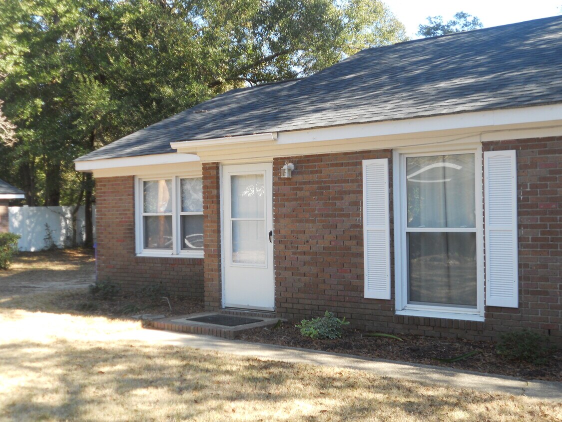 612 Cypress Dr Unit B, Surfside Beach, SC 29575 612 Cypress Dr Surfside Beach, SC Apartments