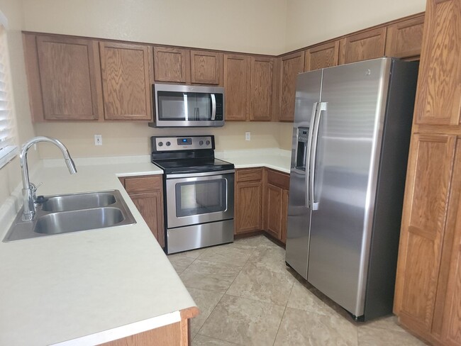 Building Photo - 3 Bed 2 ba Single Level in Springer Ranch