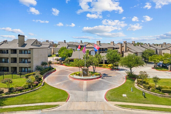 Building Photo - Hidden Ridge Apartments