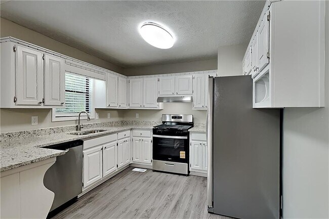 Foto del edificio - 82 Fox Ridge Ct