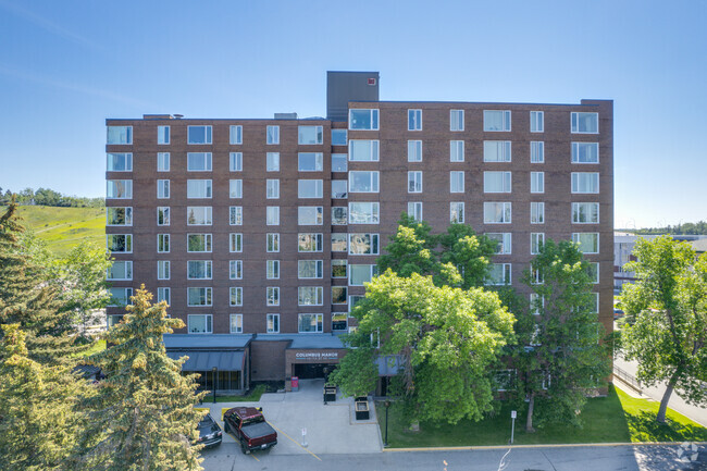 Building Photo - Columbus Manor