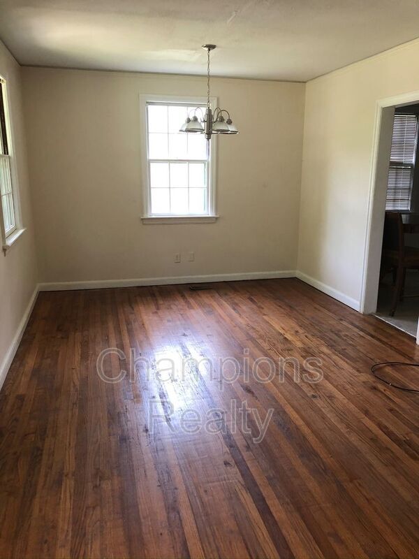 Foto del edificio - 2834 Mimosa St