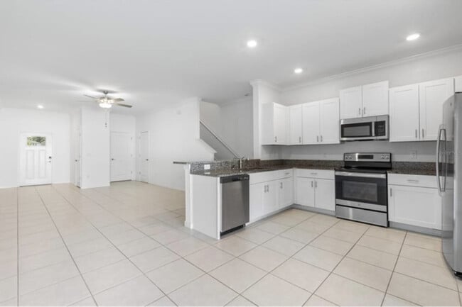 Building Photo - 36471 Garden Wall Wy