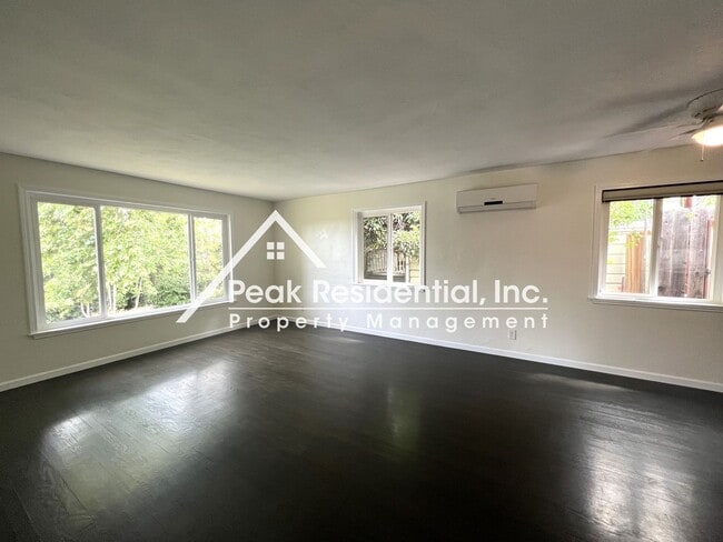 Building Photo - 505 Sutter St
