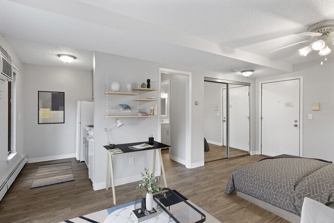 Interior Photo - Windsor South Apartments