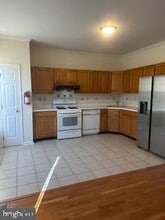 Building Photo - 15 Fountayne Ct