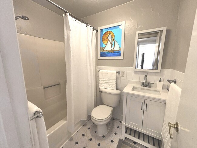 Building Photo - 245 South Grant St