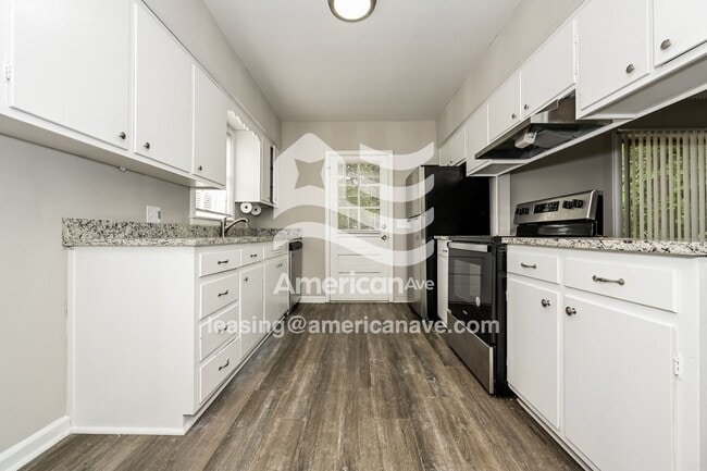 Building Photo - 3816 Rockdale Dr