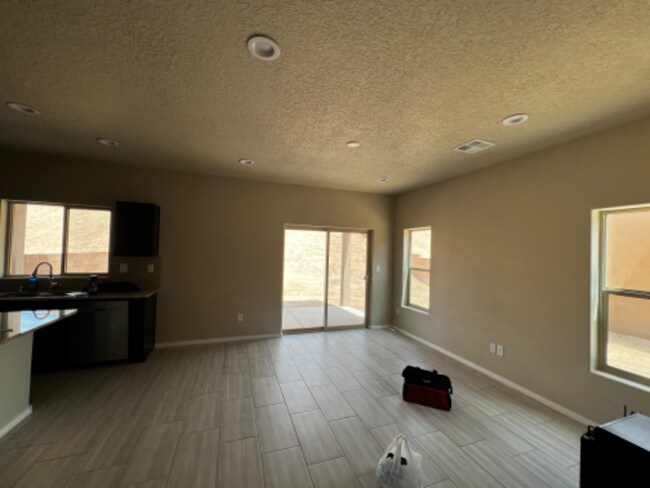 Building Photo - 1648 Tierra Verde Loop NW