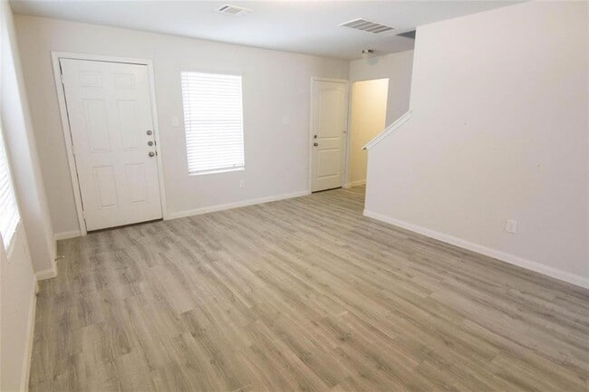 Building Photo - 14711 Jennys Park Pl