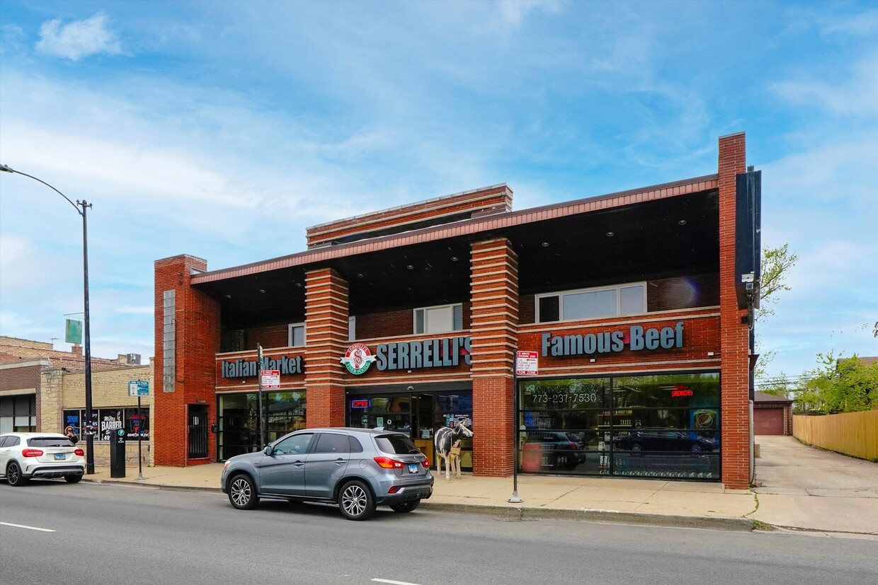 Foto principal - 6454 W North Ave