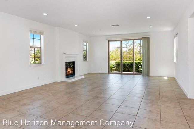 Building Photo - 3 br, 3.5 bath House - 7822 Whimbrel Lane