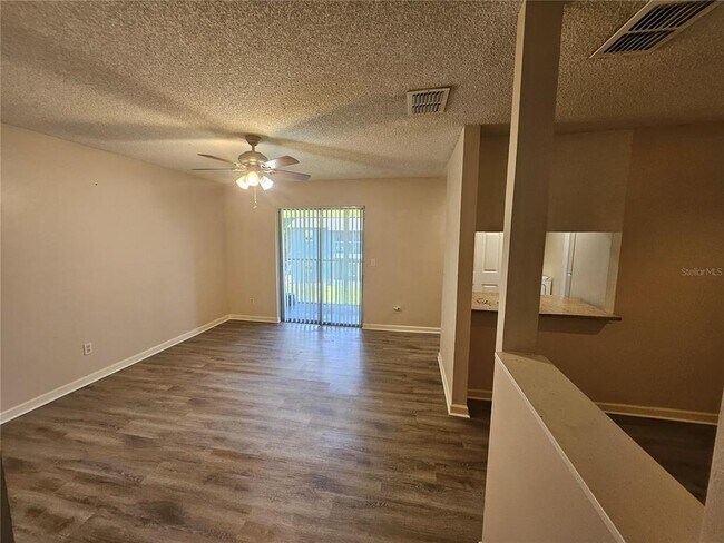 Building Photo - 4136 Pershing Pointe Pl