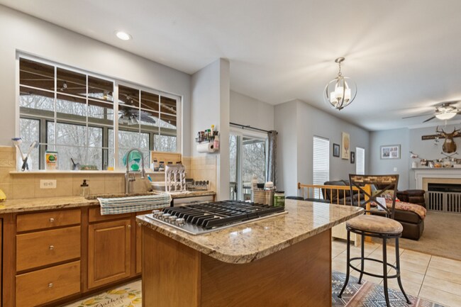 Building Photo - 2953 Medford Dr