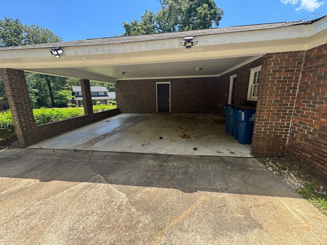 Primary Photo - Gardendale