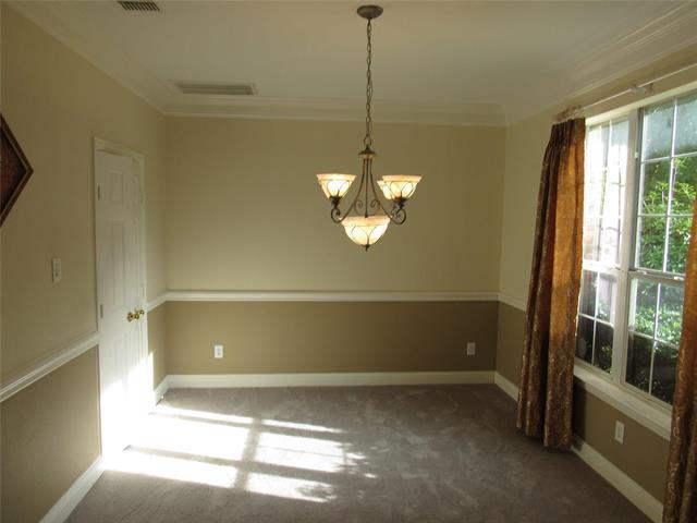 Foto del edificio - 1023 Candlewood Tr