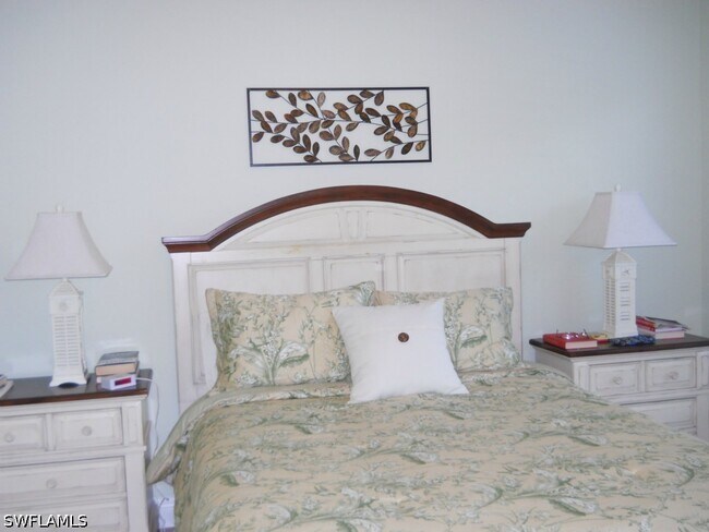 Foto del edificio - 332 Bradstrom Cir