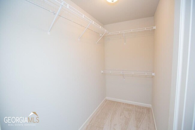 Foto del edificio - 370 Turtle Creek Dr