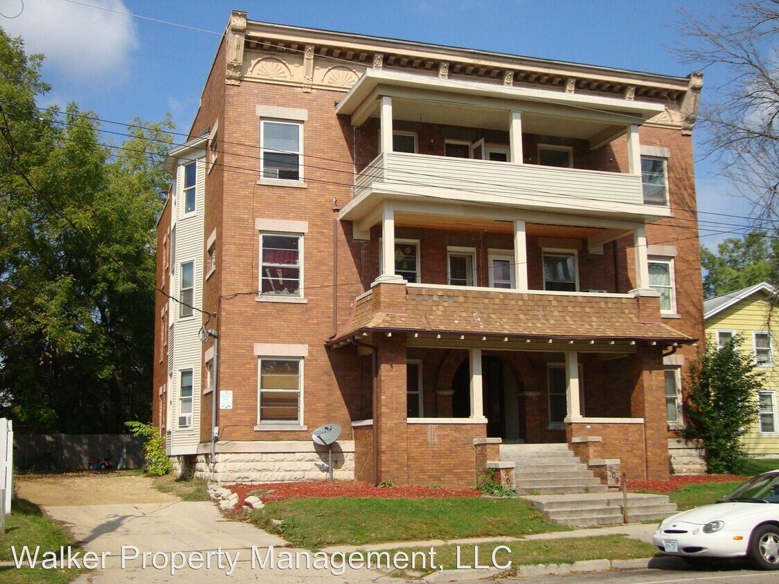 Primary Photo - 607-609 E Milwaukee St