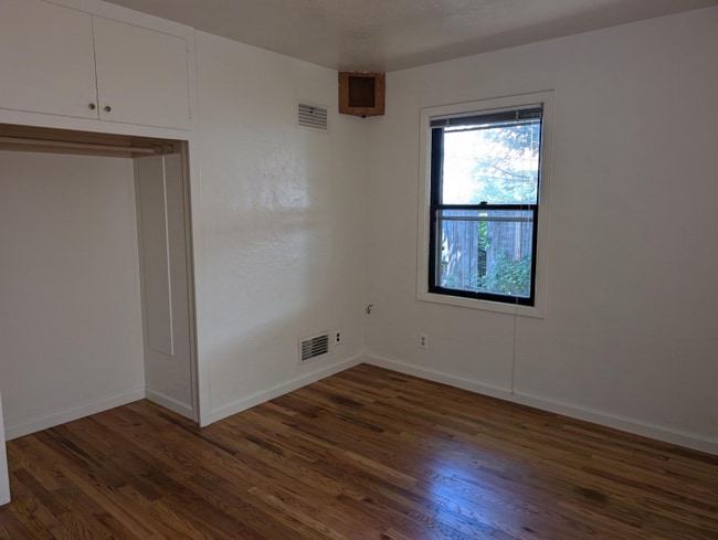 Building Photo - 2055 NW Beca Ave