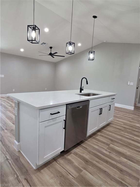 Foto del edificio - 118 NW 1st Pl