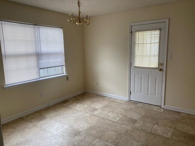 Foto del edificio - 3 Bedroom/2 Bath home in Valdosta