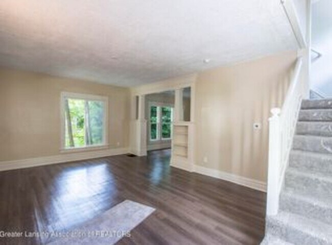 Foto del edificio - 1713 Todd Ave