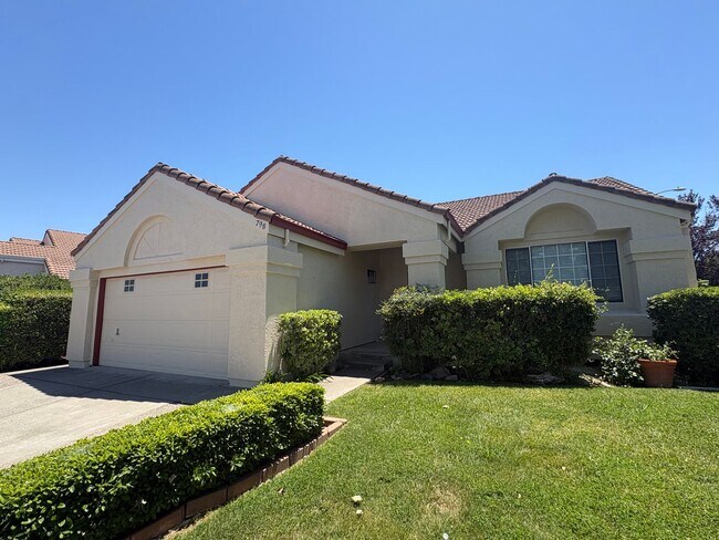 Foto del edificio - 798 Shannon Dr