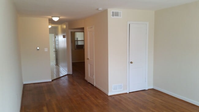 Foto del edificio - 1113-1113 19th St NE