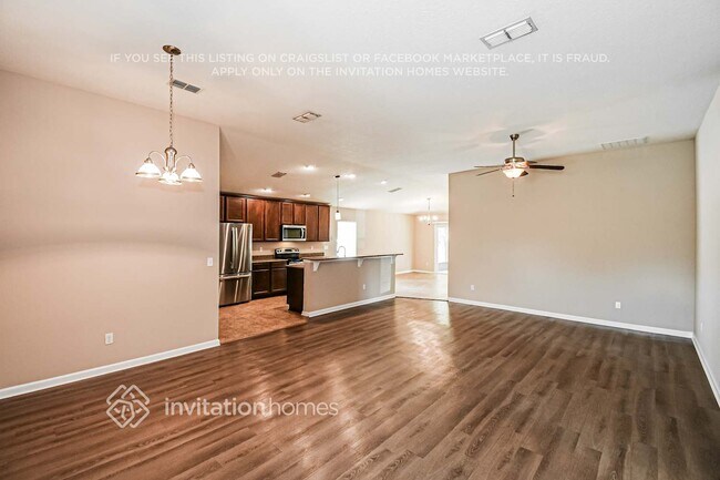 Building Photo - 308 W Adelaide Dr