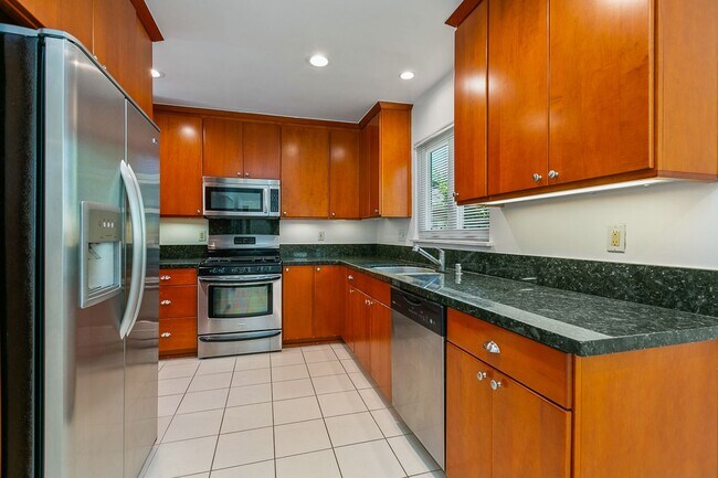 Foto del edificio - Where timeless charm meets modern comfort.