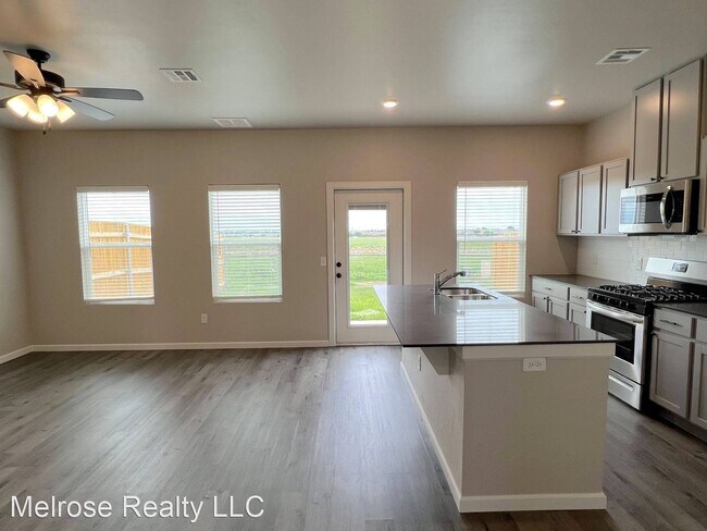 Foto del edificio - 3 br, 2.5 bath House - 7720 Owen Lane