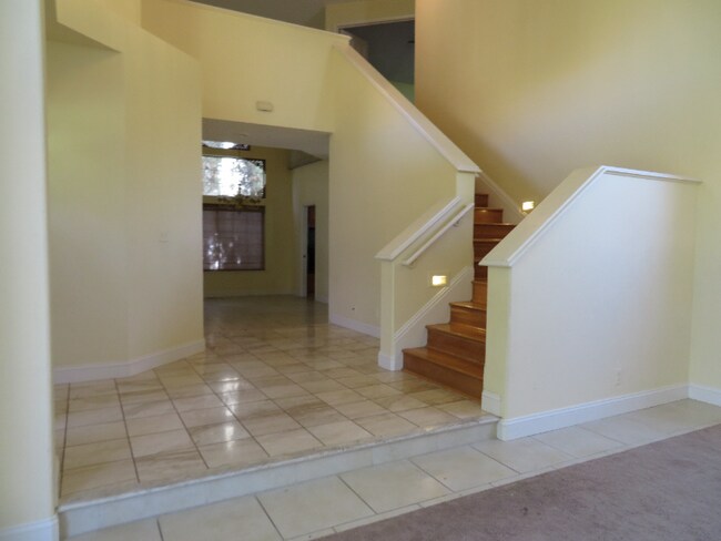 Foto del edificio - 3212 Bear Creek Dr