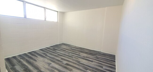 Foto del edificio - Convenient 2 bed, 1 bath, 1 parking unit in Makiki