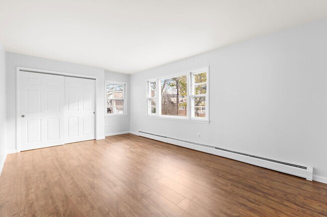 Foto del edificio - 70 2nd Ave