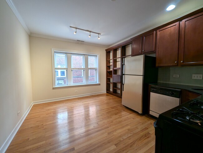 Foto del edificio - 3246 N Clifton Ave