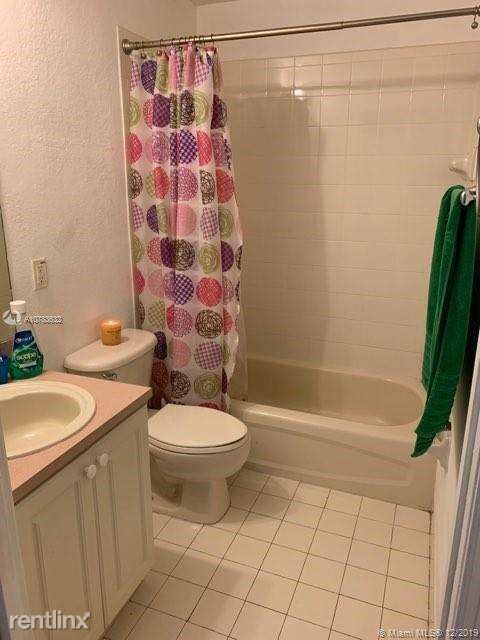 Foto del edificio - 3 br, 2 bath Condo - 8930 W Flagler St 102