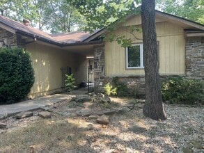 Building Photo - 1 Curry Ln