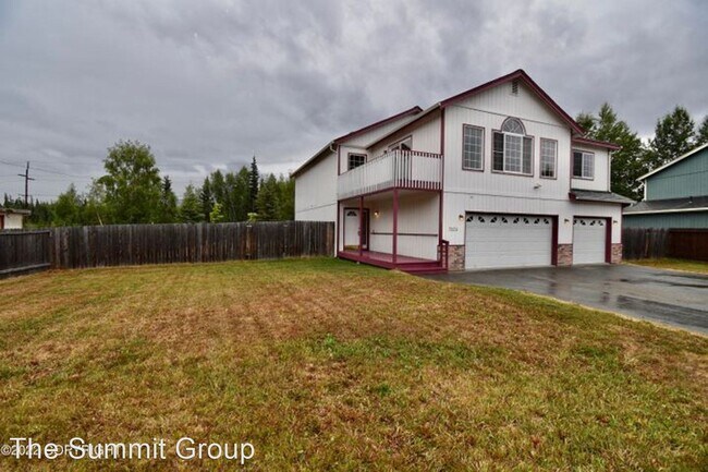 Building Photo - 6 br, 3 bath House - 7035 Red Hawk Circle