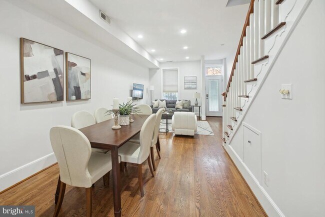 Building Photo - 1634 4th St NW