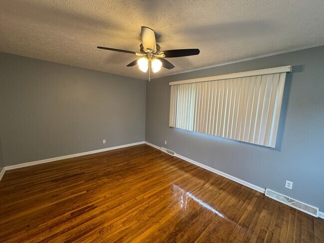 Foto del edificio - Snacks / Guion Creek - Washington TWP 3 Bed 2 Bath