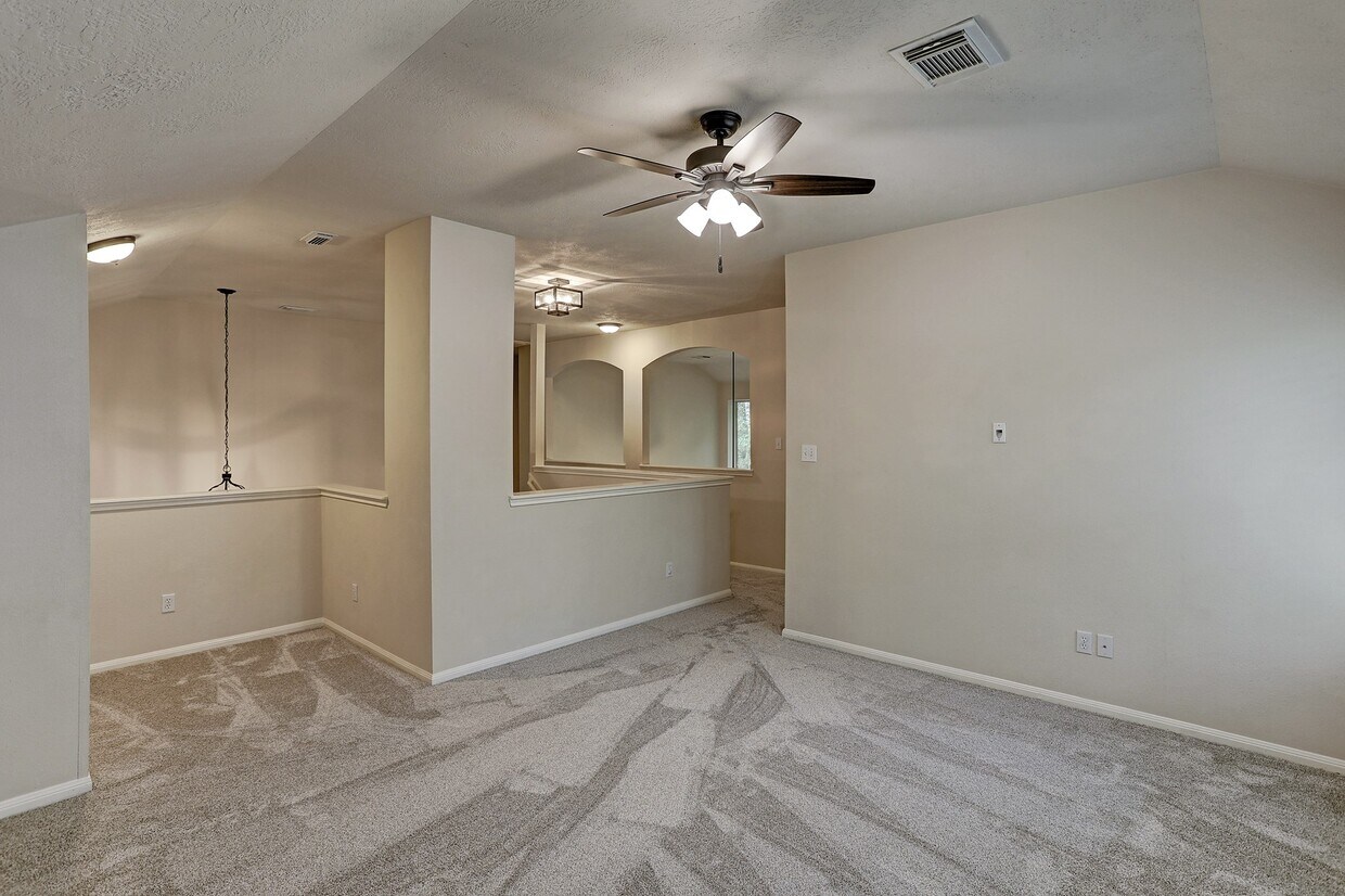 Foto del edificio - 18 Prairie Oak Dr