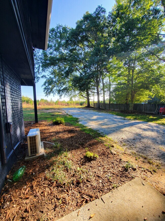 1926 Shiloh Rd, Seneca, SC 29678 House Rental in Seneca, SC