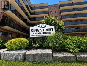 Building Photo - 550 King St