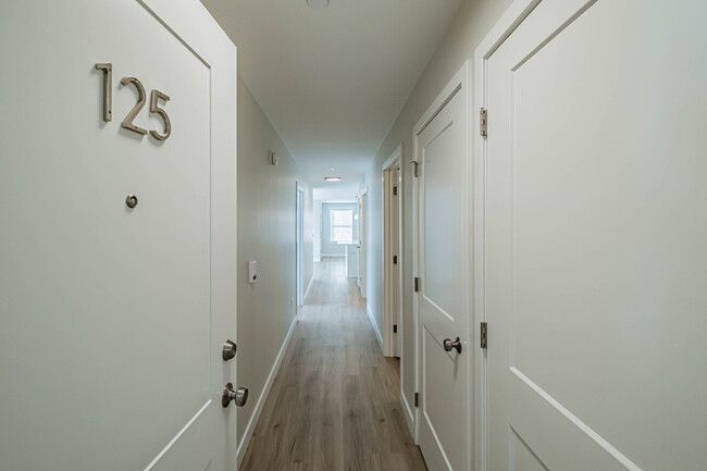Building Photo - 32 Pacer Way