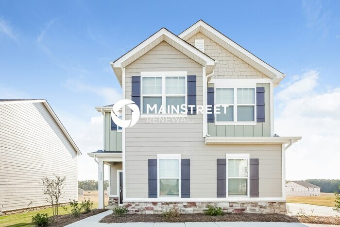 Foto principal - 3 Bedroom Pet-Friendly Home in Monroe, NC with Main Street Renewal