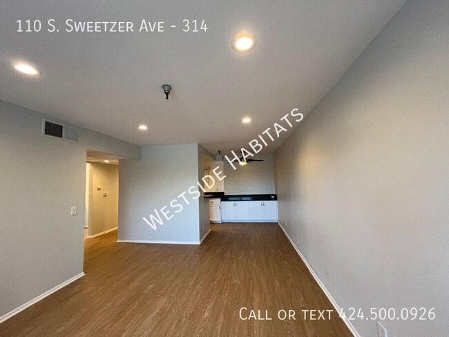 Foto del edificio - 110 Sweetzer Ave