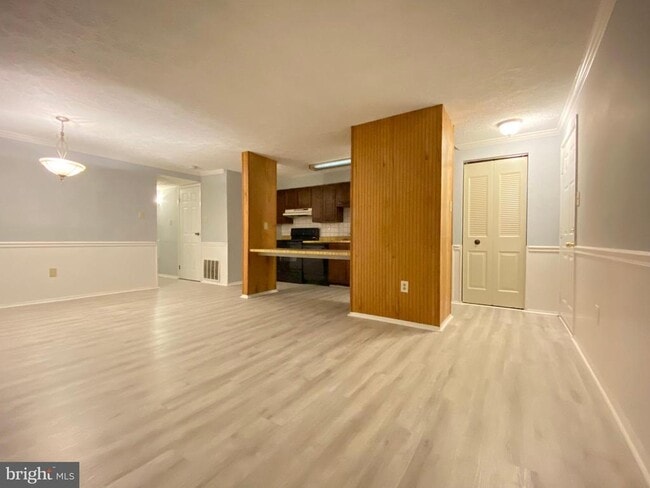 Foto del edificio - 751 Heather Ridge Dr